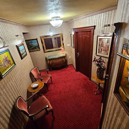Vila Geppetto Belgrade Luaran gambar