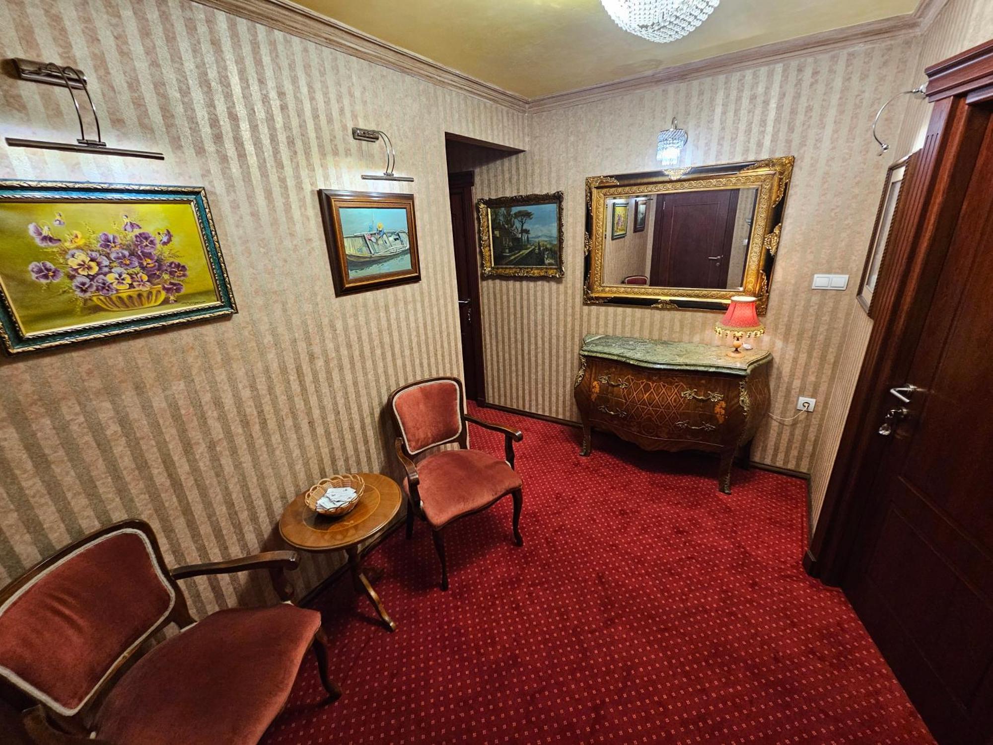 Vila Geppetto Belgrade Luaran gambar