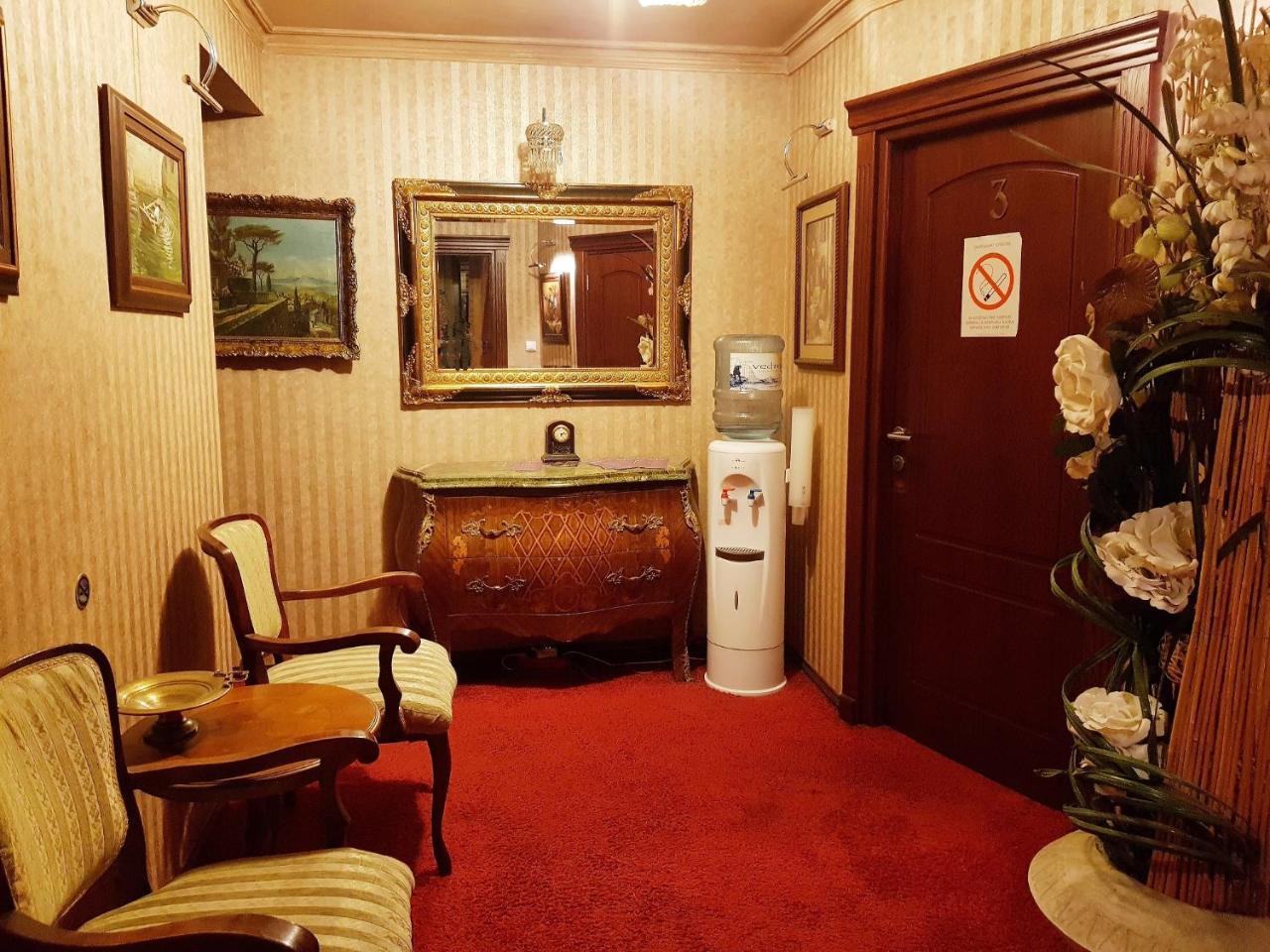 Vila Geppetto Belgrade Luaran gambar